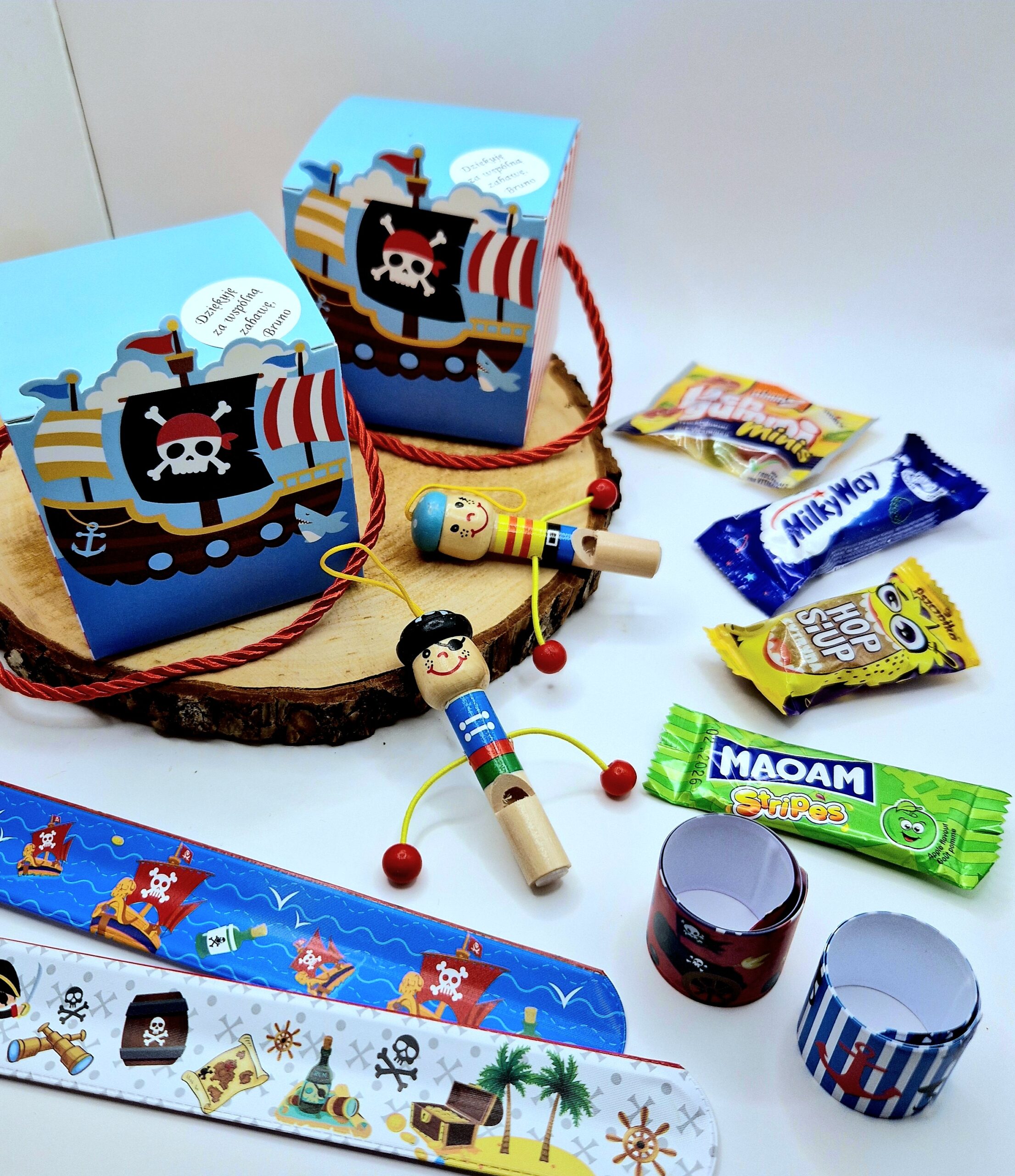 Pudełka piraci z gwizdkiem - obrazek 2