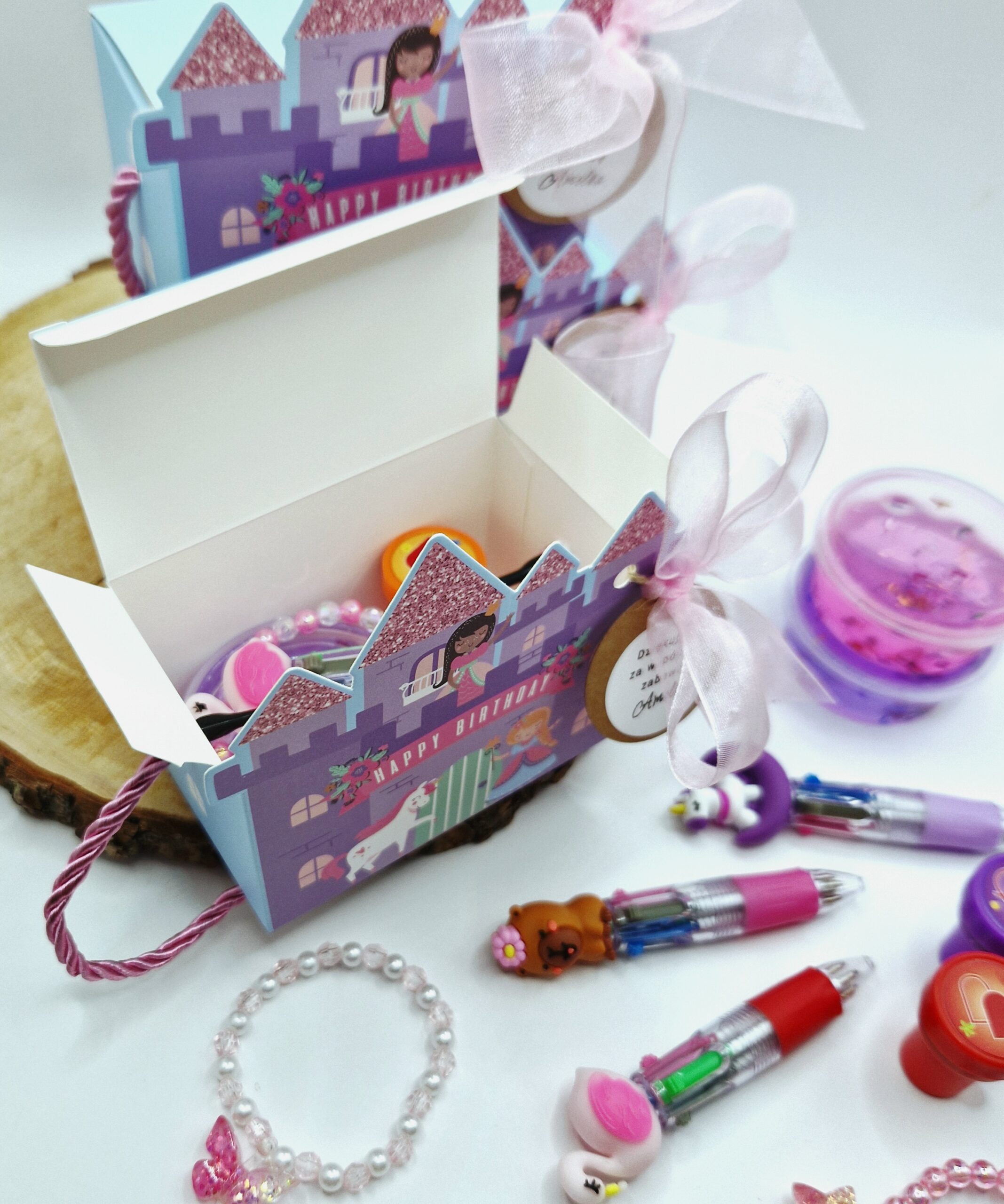 Zamki pudełeczka z zabawkami dla dziewczynek - obrazek 3